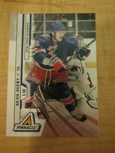 2010-11 Panini Pinnacle Rink Collection Sean Avery #68 New York Rangers - Picture 1 of 2