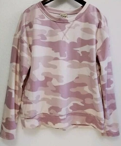 NEW Women's Camo Pink Print Sweatshirt Size MED - Picture 1 of 7