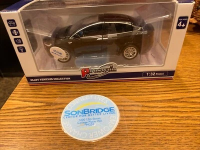 1:32 black Tesla Model X  NIB  Diecast Toy Vehicle by Proswon has sound & lights - Image 1 of 4