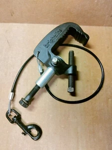 5 Heavy Duty Pipe Clamp Theater Stage Light Fixture 2" OD C-Clamp w/safety cable - Picture 1 of 5