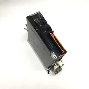 Servoaccionamiento Omron R88D-1SN04H-ECT Sysmac EtherCAT AC 1PH 240VAC, 0,4 kW 3 PH - Imagen 1 de 8