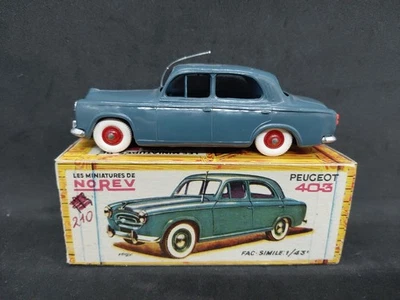 Norev 1/43 N 9 Peugeot 403 Bleue TBE plancher Métal Boite d’origine - Photo 1/4