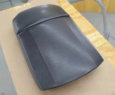 Reposabrazos tapa consola Toyota 4Runner 2003-2009 negro OEM 58905-35091-B0 Foto 1 de 4