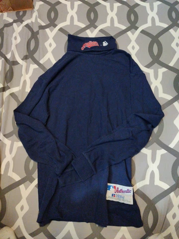 VTG Cleveland Indians Mock Neck Turtleneck Adult MEDIUM Russell Athletic Mens Cover
