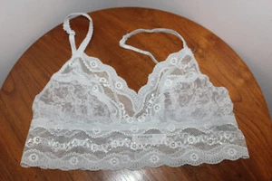 B. TEMPT'D BY WACOAL LACE KISS BRALETTE EMBROIDERED FLORAL LACE GRAY SIZE L - Picture 1 of 4