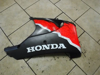 98-99 Honda CBR900RR Right Lower Belly Fairing Cowl  64420-MASA-0000 SF516 - Image 1 of 4