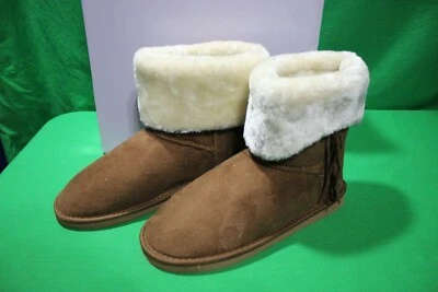 Charles Albert Women's Fur Boot Color Chestnut Size 10 NIB - Image 1 of 4