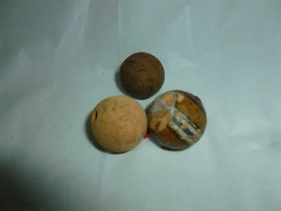  3 Vintage 1 Inch Cork Unbranded Fishing Bobbers  Lot 4-207 - Image 1 of 4