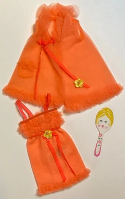 🌟 Vintage Barbie Francie 1969 Snooze News #1226 – Near Mint / Near Complete 🌟 - Image 1 of 4