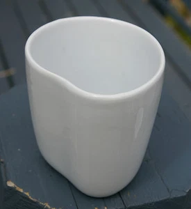 Starbucks Coffee Company Organic by Aida White 8oz Ergonomic Mug Cup - Picture 1 of 10