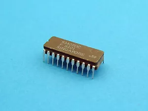 93422DC Statischer RAM 256 Wörter x 4 Bit; Vintage IC - NEU; F93422DC Keramik DIP-22 - Bild 1 von 4