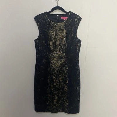 Betsey Johnson Women’s Elegant Sliming Lace Black Dress Shimmer Gold Size 12. - Image 1 of 4