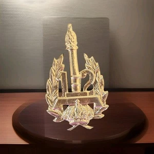 Vintage Belgian 12th Infantry Regiment Beret Badge Pin Military Collectible - Picture 1 of 2