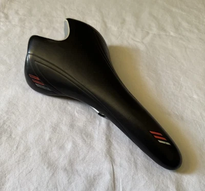 Sillín de asiento Bontrager Inform R hueco CRO MO rieles carretera carrera Foto 1 de 4