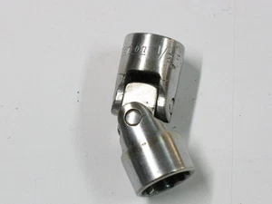Snap-On Tools 1/2"  3/8" Drive  12 Point Shallow Universal Swivel Socket FVU16 - Picture 1 of 4