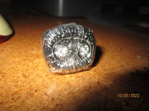 1975 Pittsburgh Steelers Franco Harris Super Bowl Champions Sealed Replica Ring Cover