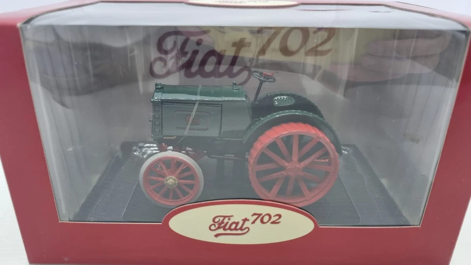 RPG702 Replicagri Fiat 702 New Holland 1/32 - Immagine 1 di 4