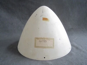 Tapa de punta giratoria de hélice de célula dura Piper PA-32, P/N 66785 - Imagen 1 de 12