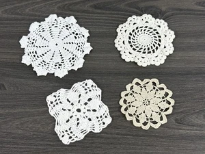 4er Set Vintage verschiedene Stile kleine / Mini Häkeldeckchen - Bild 1 von 16
