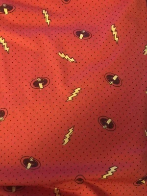 Disney`s The Incredibles Icons w/Dots on Red Lycra 4-Way Stretch Springs 64"X18" - Image 1 of 4