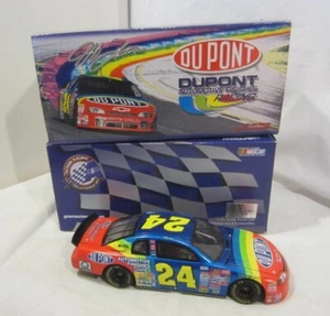 1:24 Stock Car DUPONT Jeff Gordon #24 1999 Monte Carlo MINT Action - Picture 1 of 5