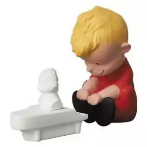 Figura PEANUTS SNOOPY Schroeder (versión del paquete vintage) FIGURA ULTRA DETALLE 8cm - Imagen 1 de 1