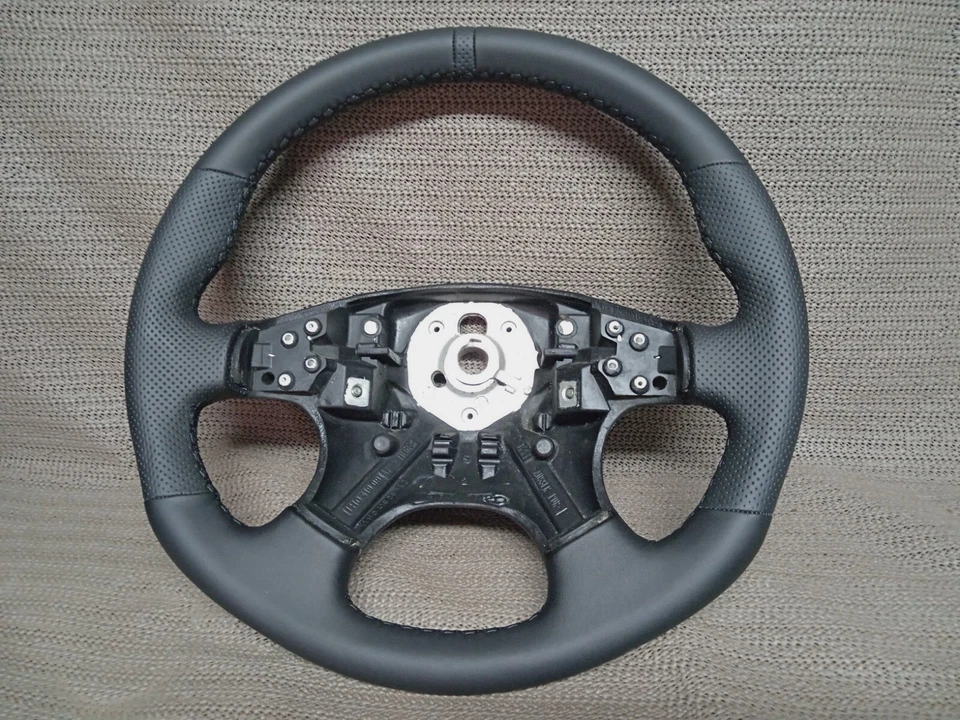 Sport Lenkrad VW Golf III 3 Polo 6N Passat B4  Neu Beziehen - Bild 1 von 1