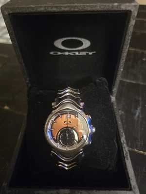 COPPER OAKLEY JUDGE EARLY 2000'S WATCH w/ OAKLEY BOX & TRAVEL CASE - Image 1 of 4