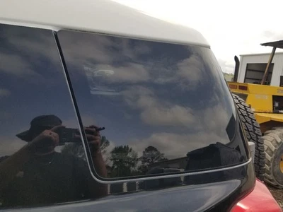 07 2007 TOYOTA FJ CRUISER QUARTER GLASS LEFT DRIVER - Image 1 of 4