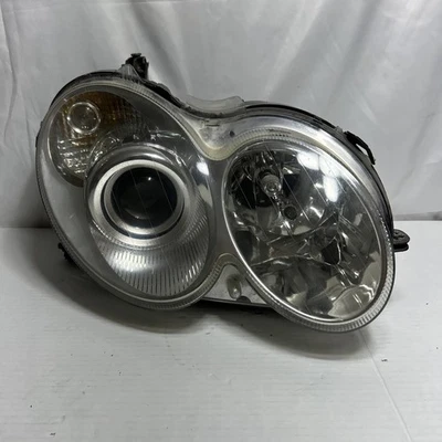 FARO LADO PASAJERO DERECHO MERCEDES CLK550 08 09 XENÓN OEM CONVERTIBLE Foto 1 de 4