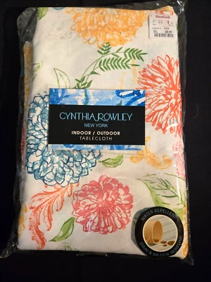 New Cynthia Rowley Oblong Summer Floral TableCloth 52 x 70 Indoor Outdoor Flower - Image 1 of 3