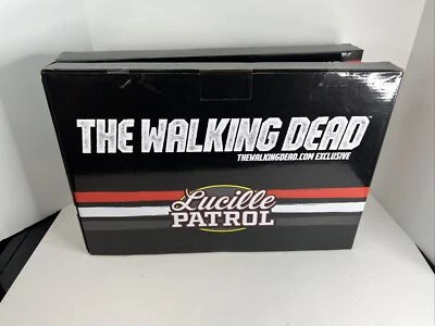 Figura de acción exclusiva de The Walking Dead Comic Lucille Patrol [Salpicaduras de sangre] Foto 1 de 4