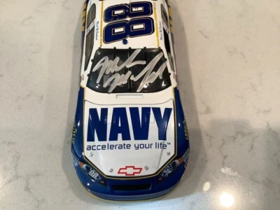 MARK MCFARLAND 2006 AUTOGRAFIADO CHEVY MONTE CARLO AZUL MARINO FUNDIDO A PRESIÓN Y TARJETA Foto 1 de 4