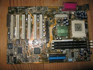 ASUS CUSL2-C Socket 370 FC-PGA Intel Motherboard AGP - Picture 1 of 8