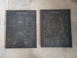 Wireless Headphones & Skateboard Canvas Art 2-Piece Set 40x50cm - Picture 1 of 6