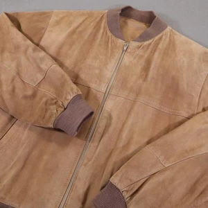 Chaqueta de Colección Montevideo Cuero Fábrica Para Hombres Mediana Tostada Gamuza Bombardero Cremallera Años 90 - Imagen 1 de 13
