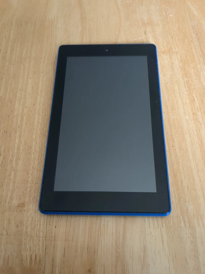 Amazon Kindle Fire 7 (7th Generation) SR043KL 7" Tablet Wi-Fi 16GB Storage Blue  - Image 1 of 4