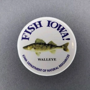 Fisch Iowa IA Zander DNR Button Pinback 2 1/4" - Bild 1 von 2