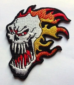 FANGED SKULL & FLAMES - SEW ON OR IRON ON BIKER MOTORCYCLE PATCH 60mm x 80mm - Picture 1 of 1