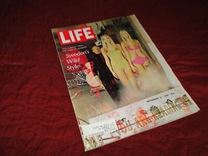 LIFE September 27 1968 SWEDISH FASHIONS VINCE LOMBARDI GREEN BAY PACKER FOOTBALL - Imagen 1 de 9