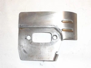 Silenciador protector térmico Husqvarna OEM, posterior, modelos 262 261 257, #503706301 - Imagen 1 de 2