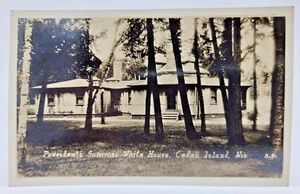 Vintage Postkarte RPPC Calvin Coolidge, Sommer Weißes Haus, Zederninsel, WI - Bild 1 von 2