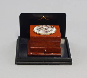 9911028-d Reutter-Porzellan Puppenstuben-Miniatur Nähschatulle - Picture 1 of 2