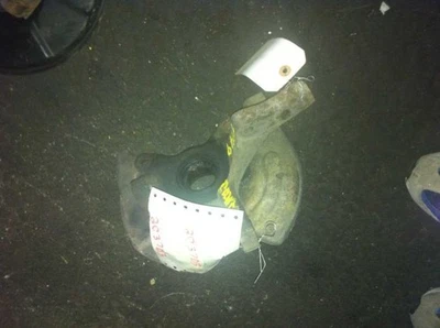 83 84 85 86 87 88 TREDIA JUNTA DO EIXO DIANTEIRO ESQUERDO  - Imagem 1 de 2