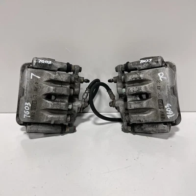 90-94 LEXUS UCF10 LS400 JUEGO DE 2 PINZAS DE FRENO DELANTERAS IZQUIERDA Y DERECHA AISIN OEM 28V Foto 1 de 4