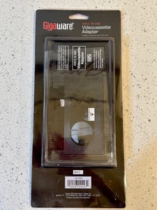 Adaptador de casete Gigaware VHS-C a VHS videocámara cinta de video en paquete 16-893 - Imagen 1 de 4
