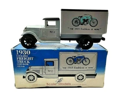 Banco de monedas de camión de carga bloqueable Ertl 1930 El emblema de 1915 está aquí Sturgis/2500 Foto 1 de 4