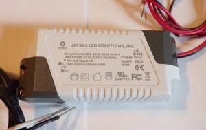 Jaykal led Solutions, inc. JLS6810D-24W-0330-S-N-3 - Foto 1 di 7
