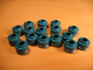 YAMAHA FZR1000 FZR 1000 VALVE SEALS VITON - Picture 1 of 1