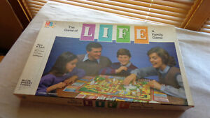  Vintage Game of Life Board Game  1985 Milton Bradley A Family Game